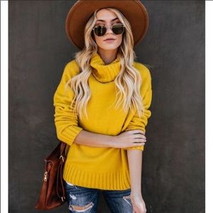 Vici Oversized Yellow Turtleneck